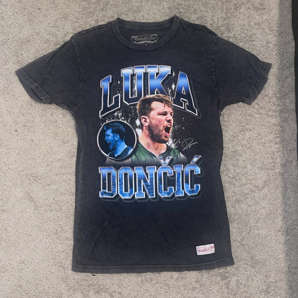 Luka Graphic Tee